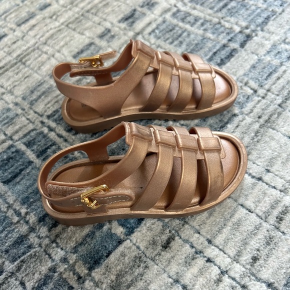 Mini Melissa Gold Toddler Size 8 Sandals - Picture 1 of 3